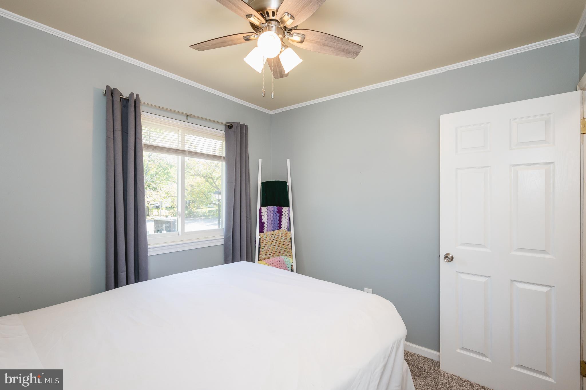 CROFTON MEADOWS - Residential