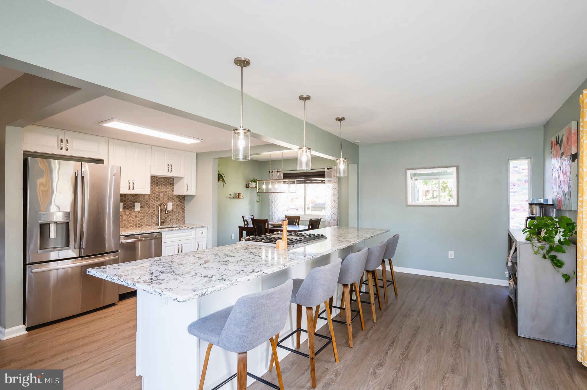 CROFTON MEADOWS - Residential