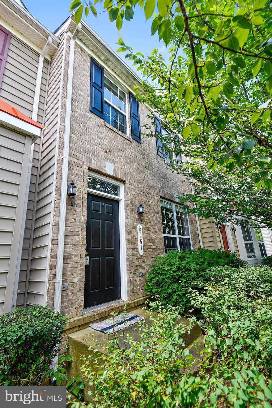 Spacious 3-level townhouse with a walk out basement. Great open floor plan with fresh paint, hardwood floors and ceiling fans. Master bedroom features vaulted ceiling, walk-in closet and a luxury bathroom. Open kitchen with table space that leads off to a deck. Possible 4th BR on LL. Two assigned parking spaces.  Close to Prince William Pkwy & access to I-95! PRTC public transit less than 1 mile!