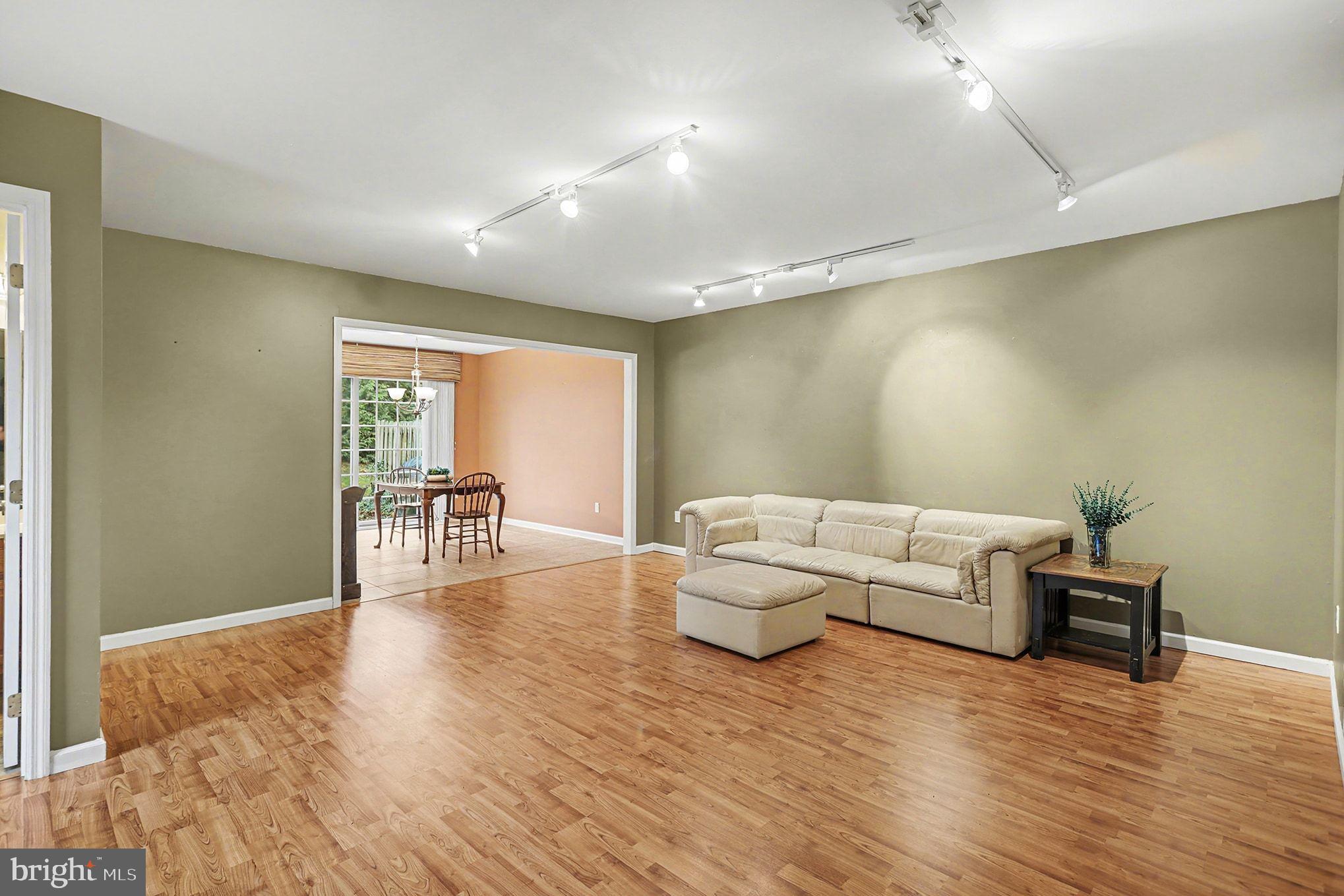 BOWMANS VILLAGE - Residential