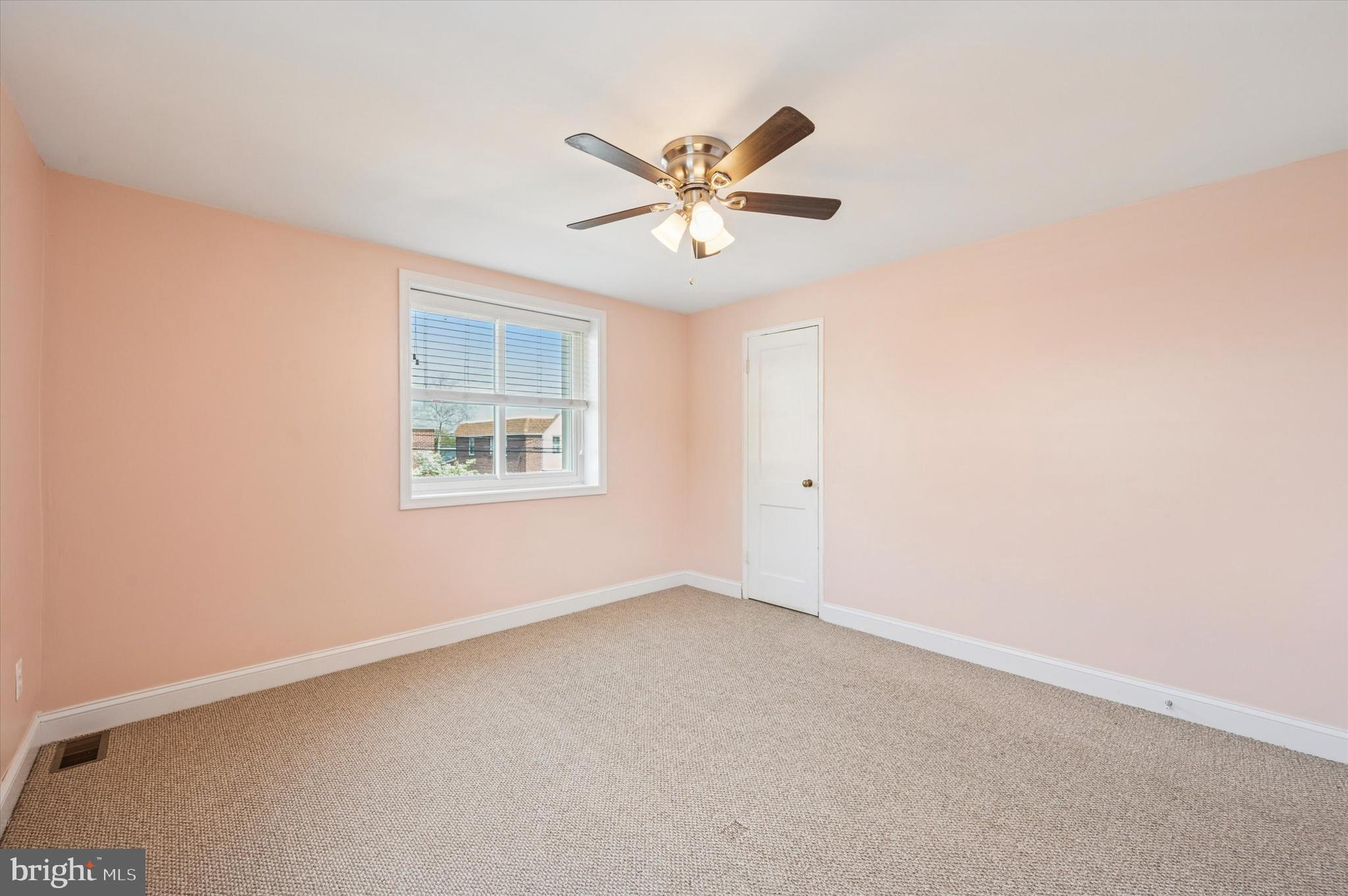 LEEDOM ESTS - Residential