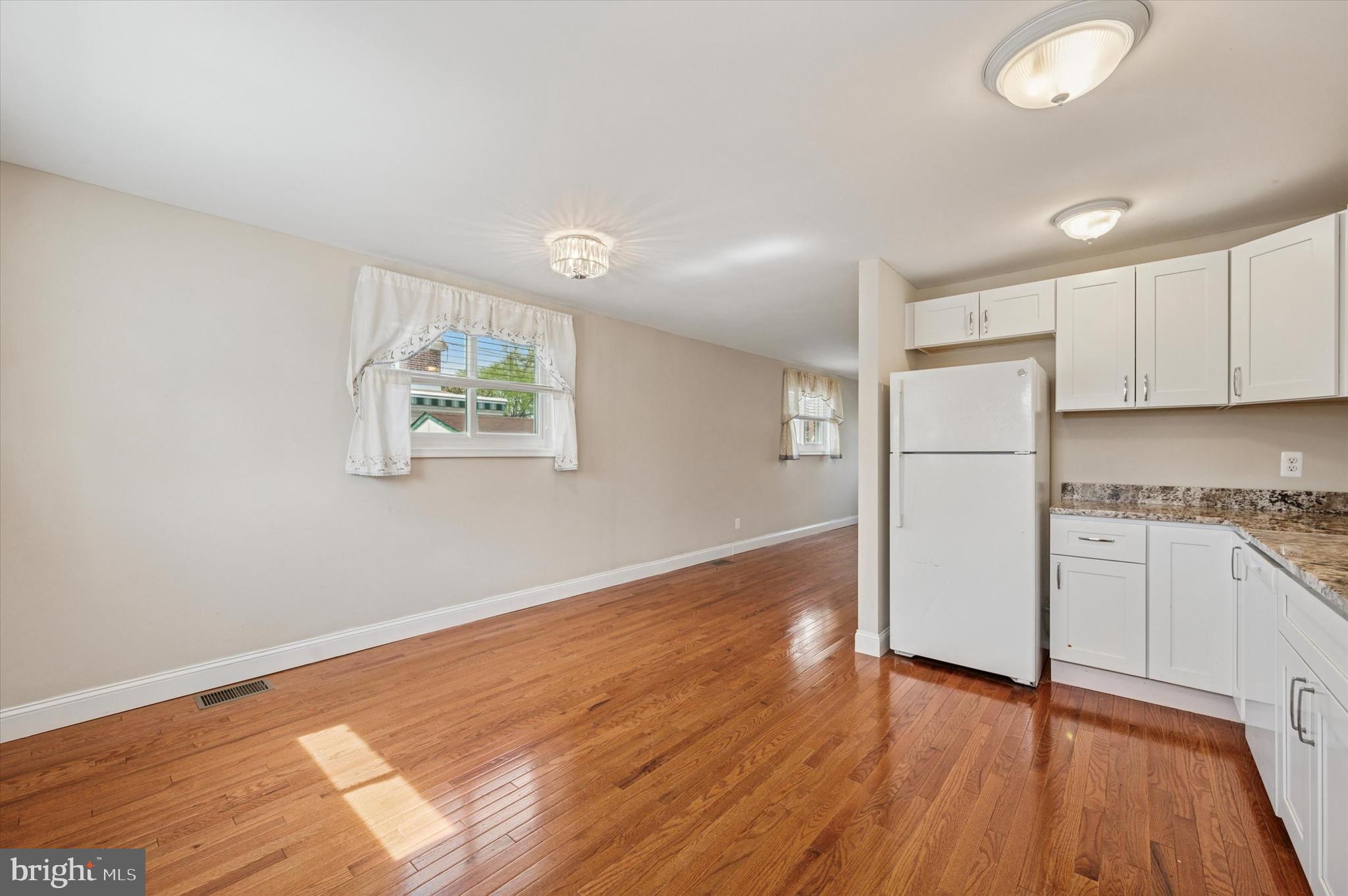 LEEDOM ESTS - Residential