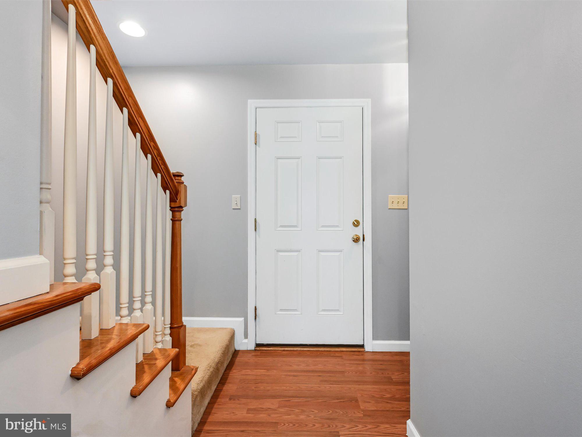 LINCOLNS MEADOW - Residential