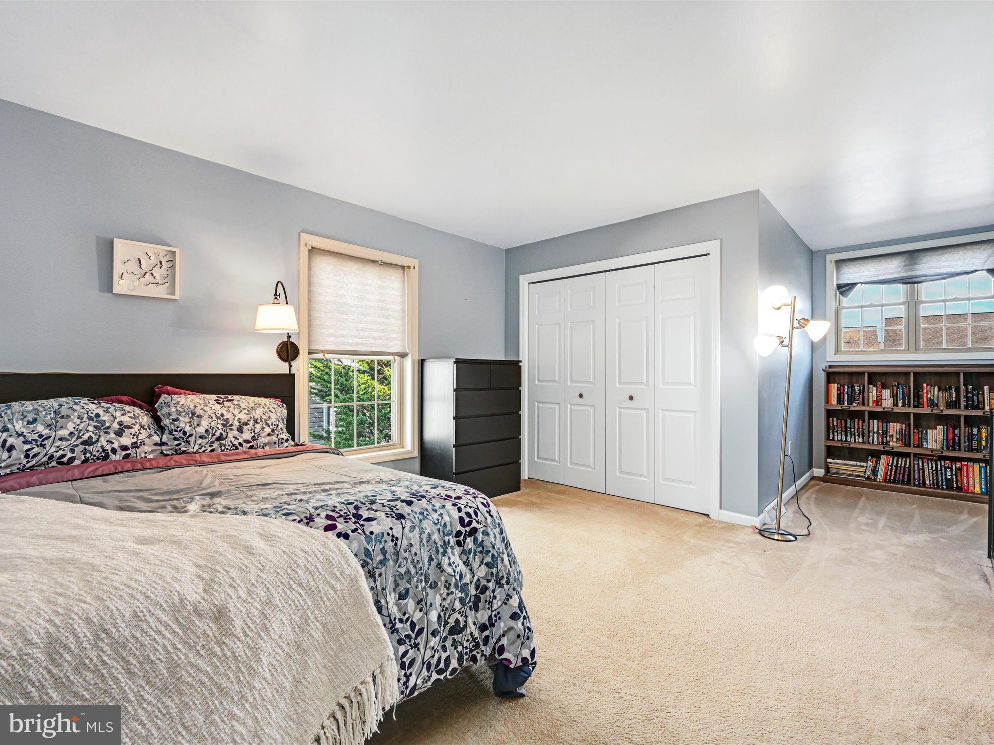 LINCOLNS MEADOW - Residential