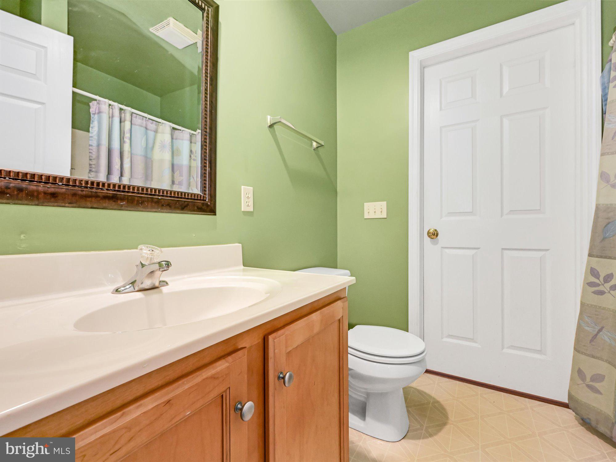 LINCOLNS MEADOW - Residential
