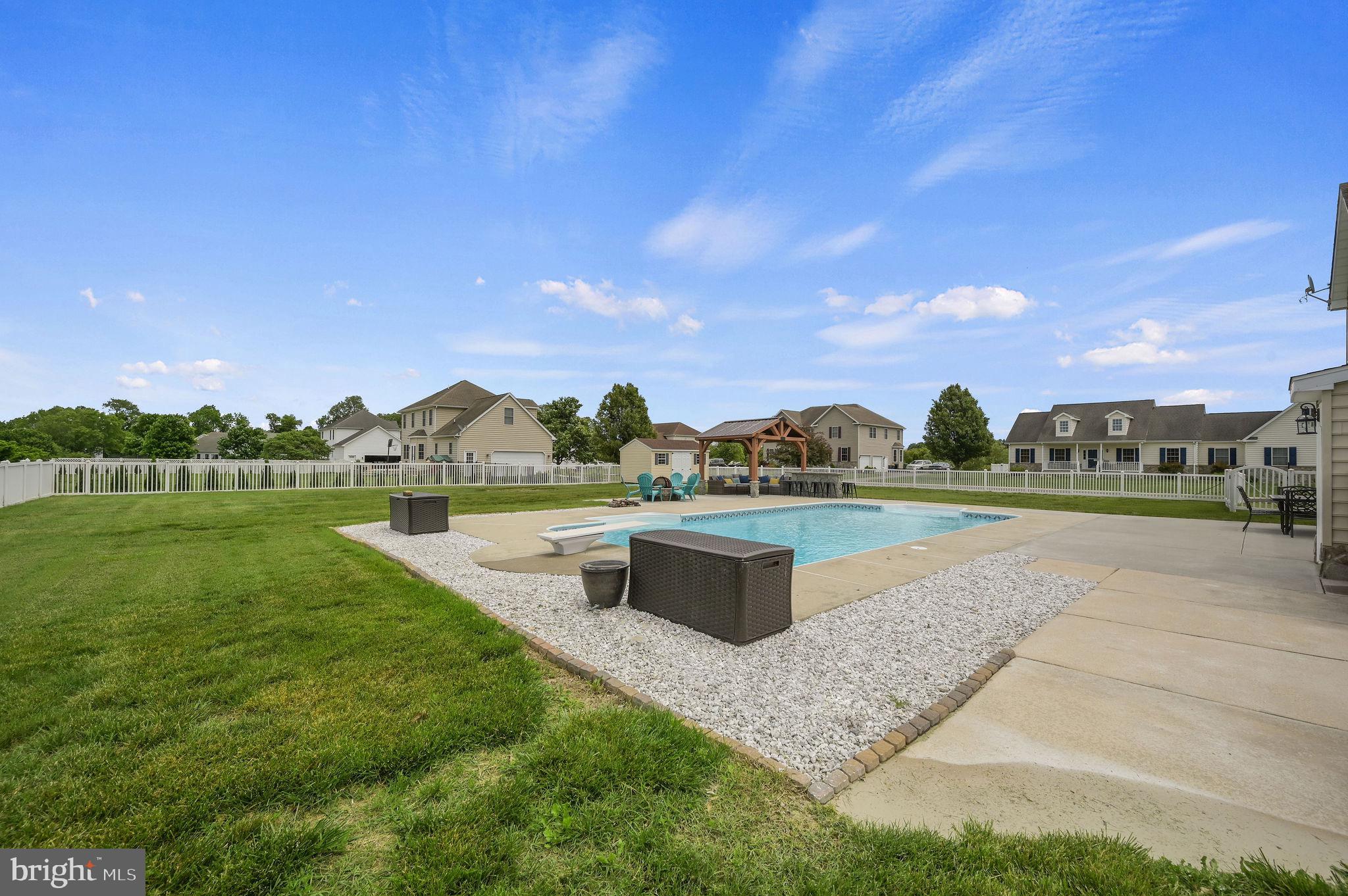 20 DOE HILL COURT
