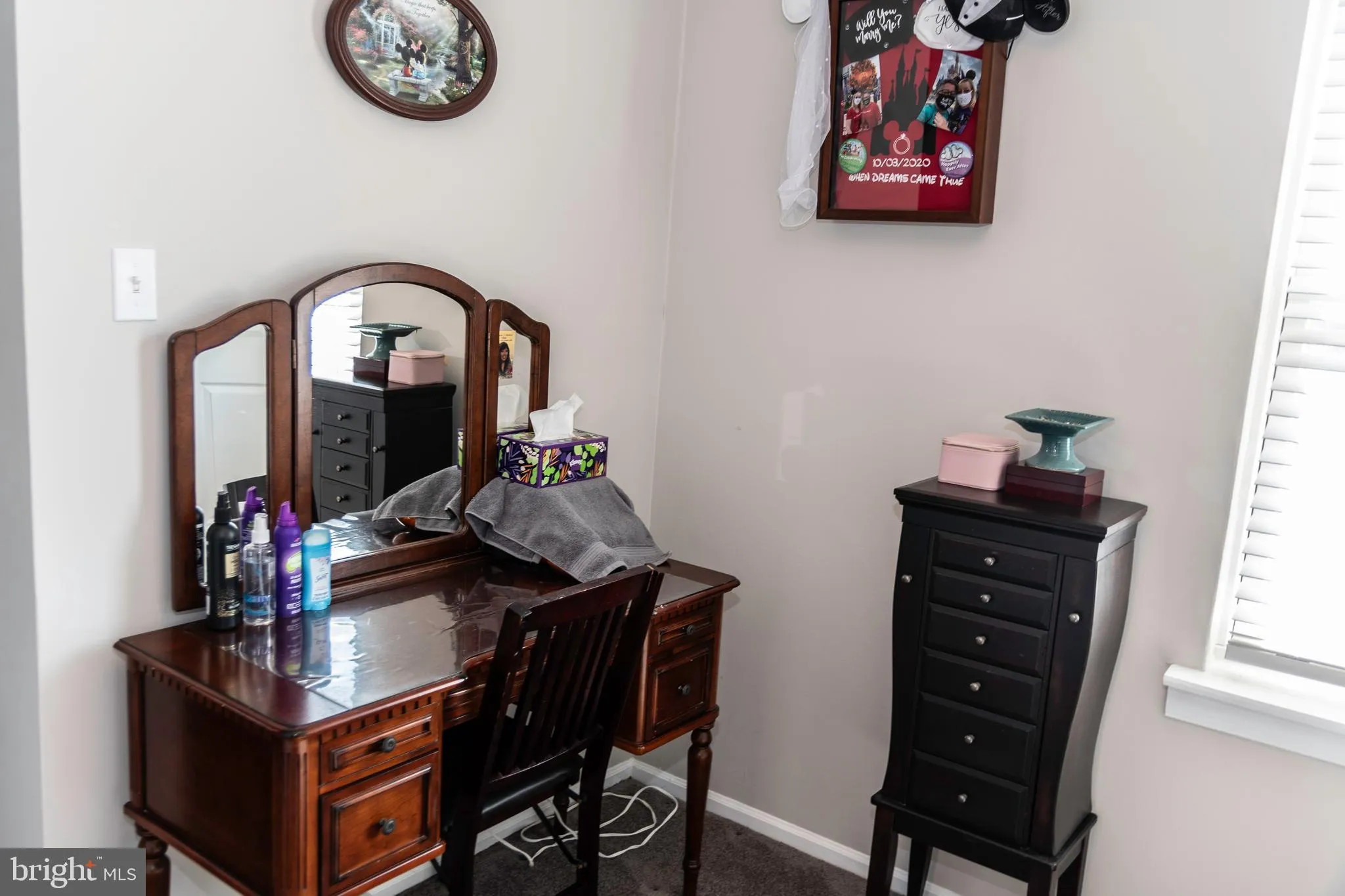 Voorhees, New Jersey 08043, United States, 3 Bedrooms Bedrooms, ,3 BathroomsBathrooms,Residential,Pending,77057