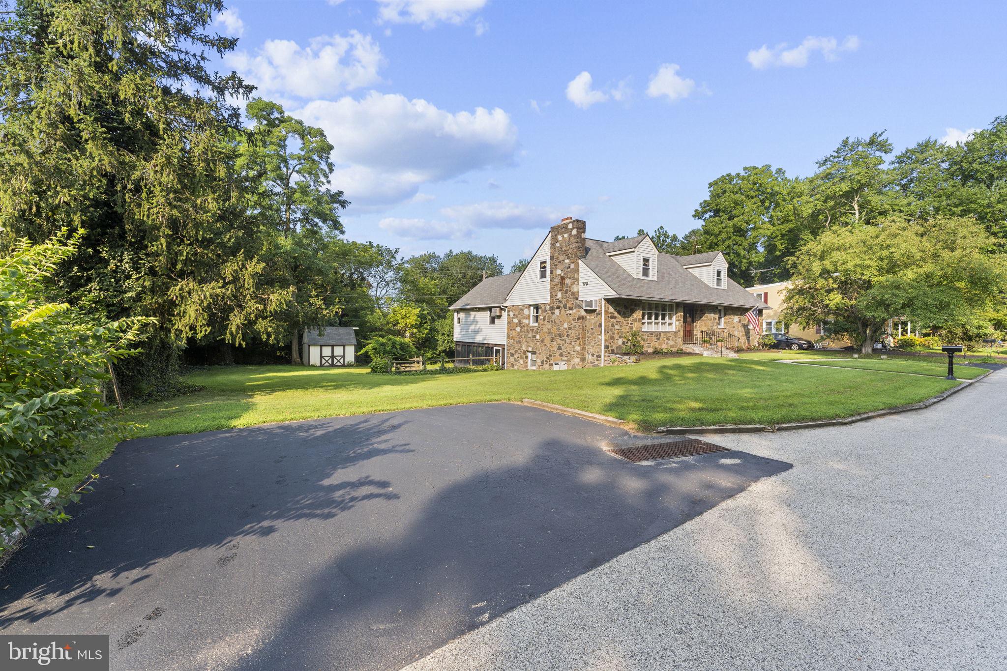 510 SARDARO LANE