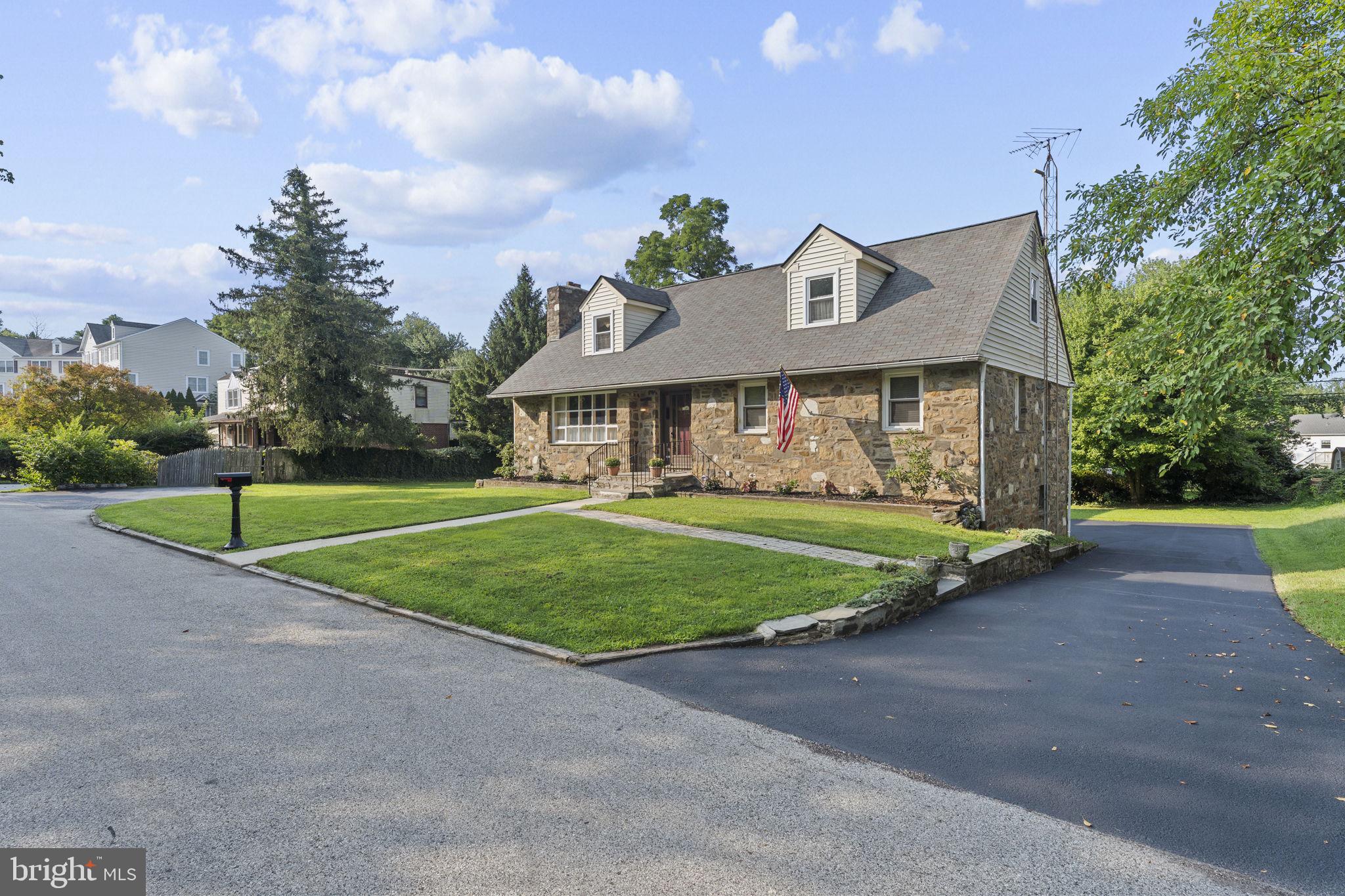 510 SARDARO LANE
