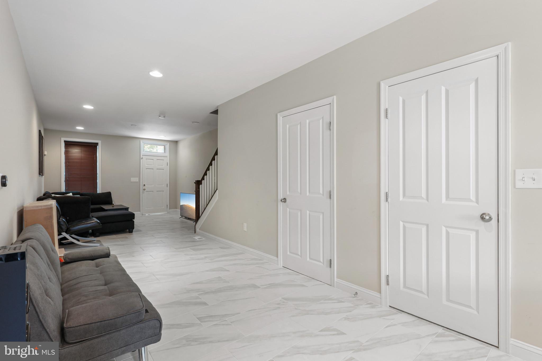 EAGER PARK TOWNHOMES - Residential Lease