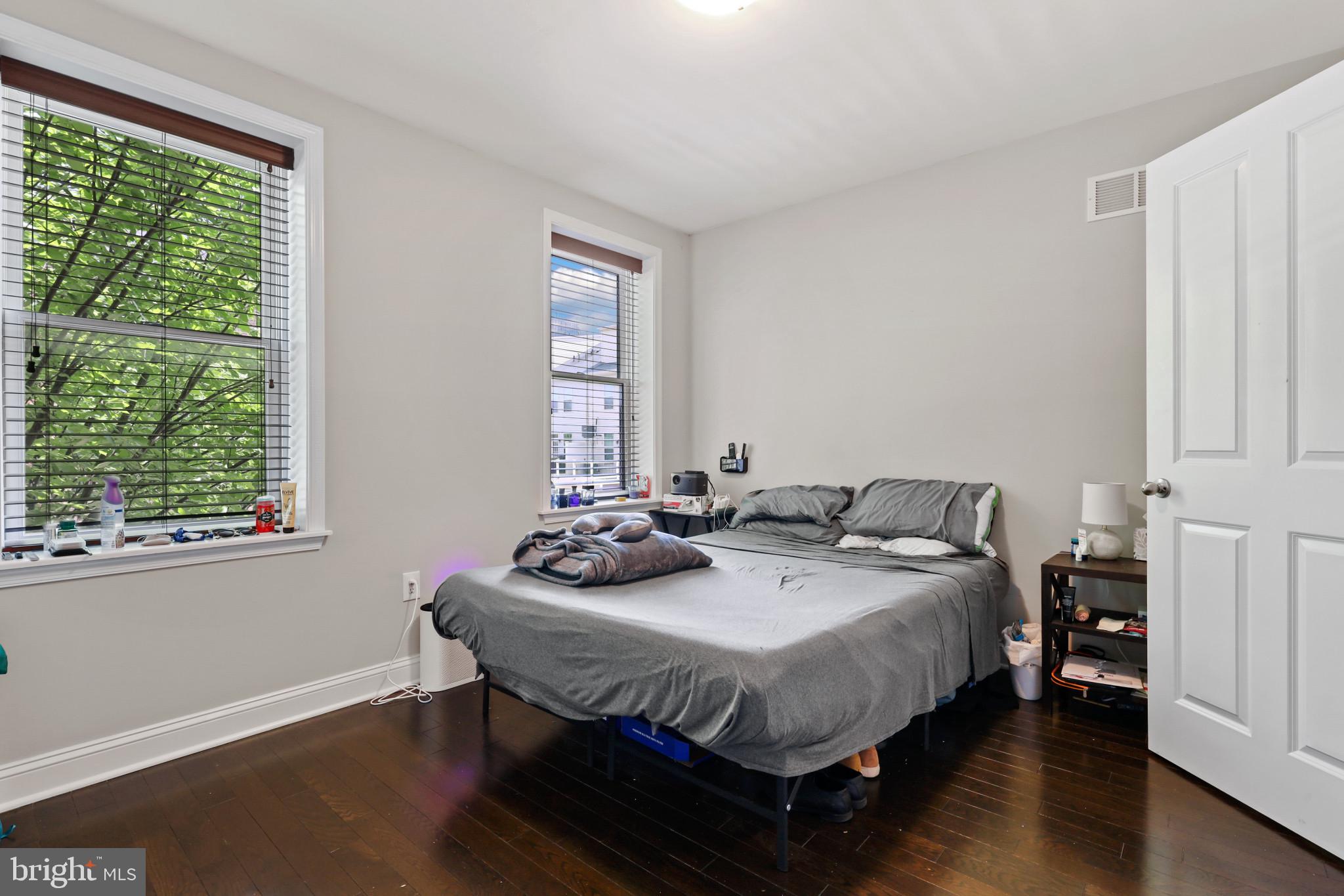 EAGER PARK TOWNHOMES - Residential Lease