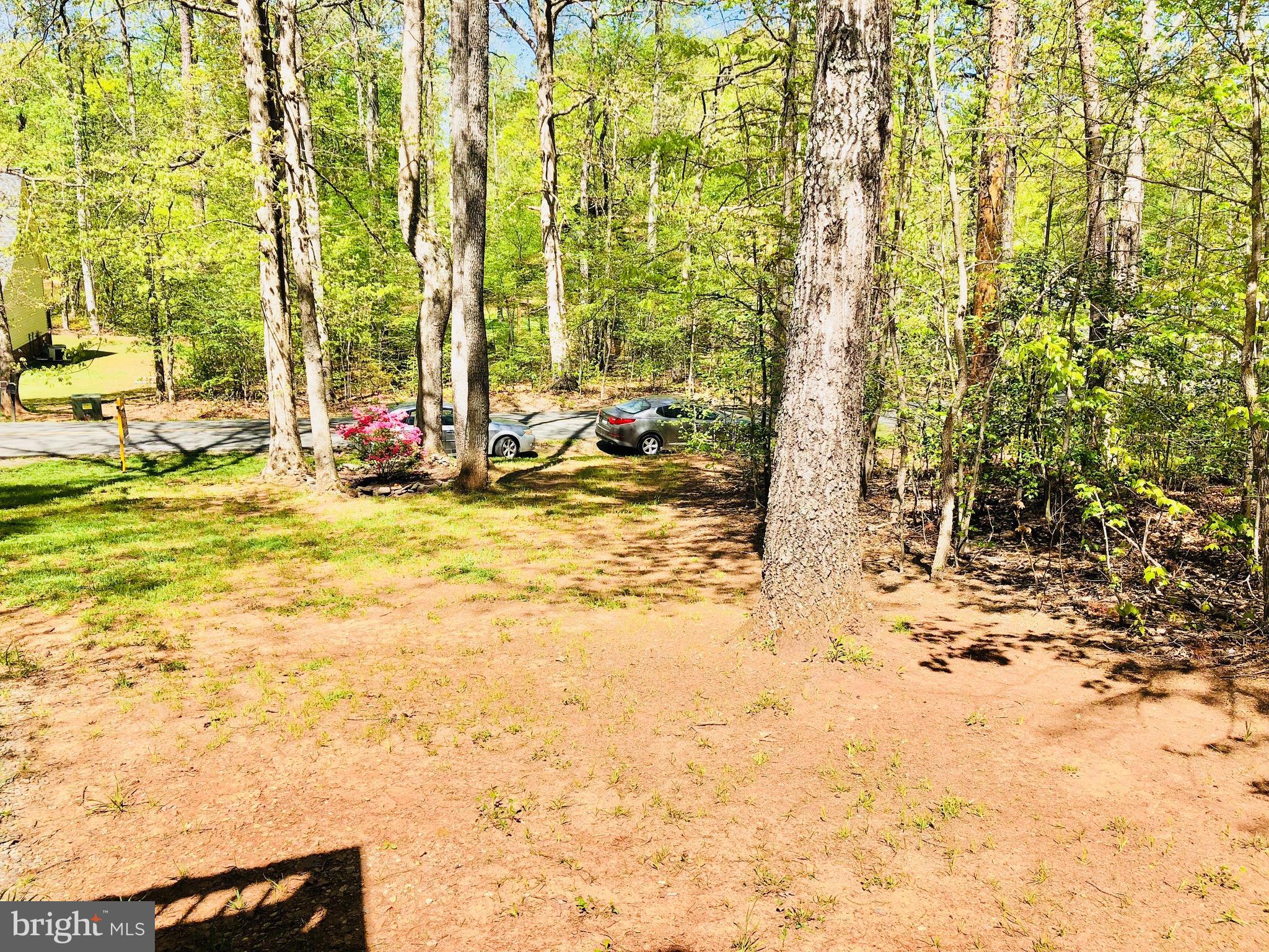 LAKE LAND - Residential