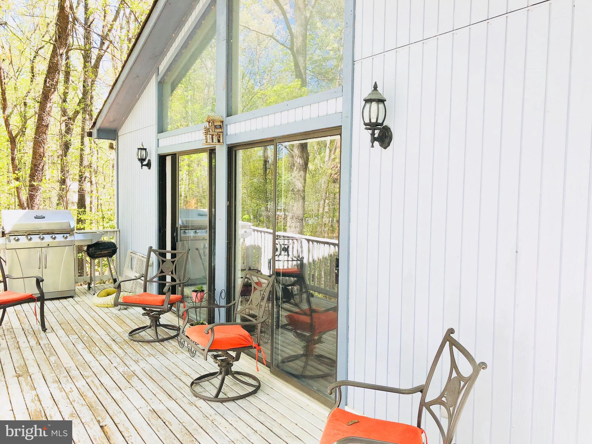 LAKE LAND - Residential