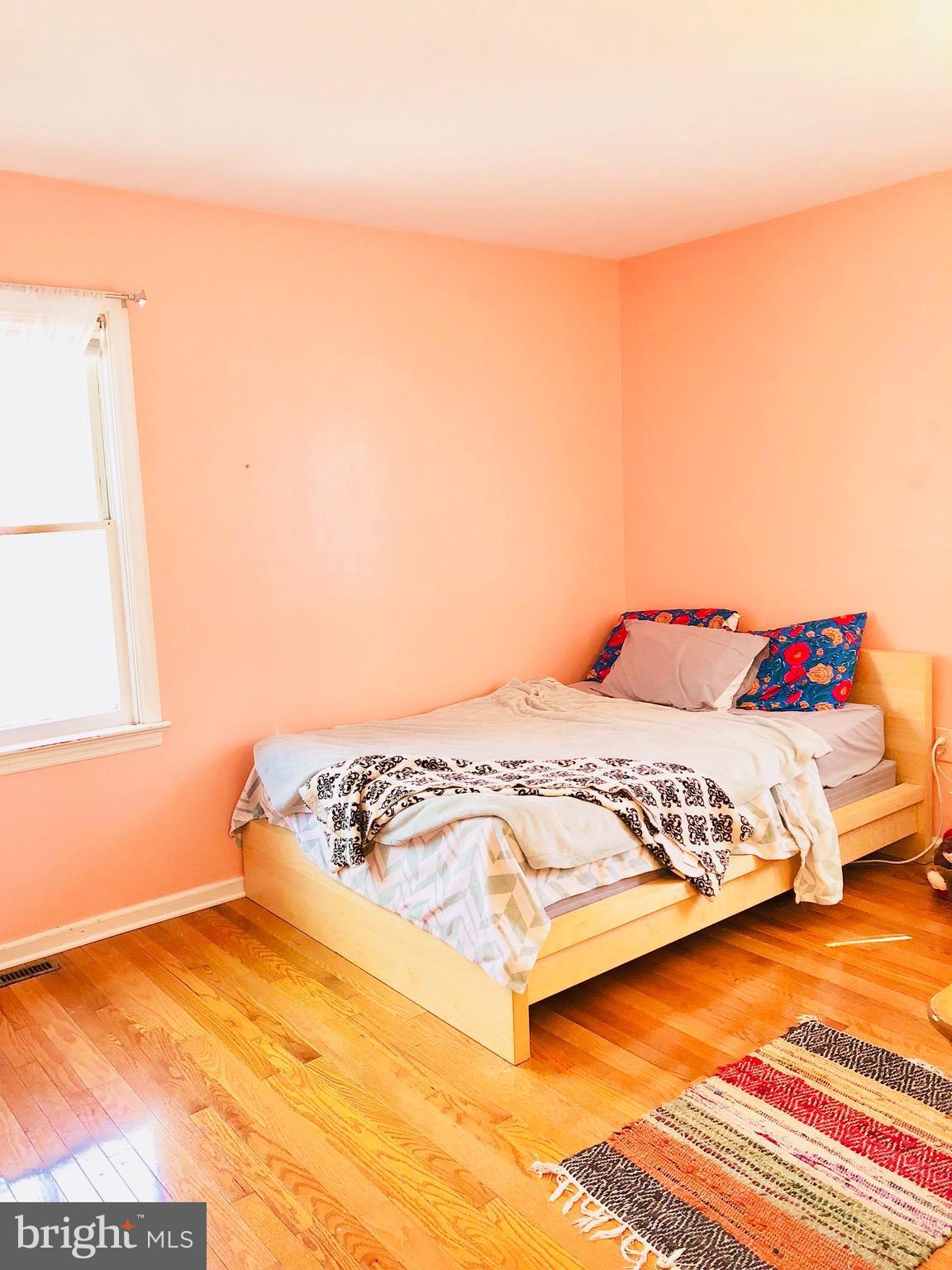 LAKE LAND - Residential