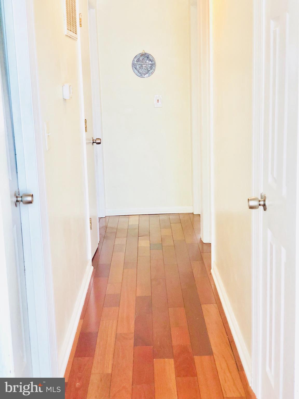 LAKE LAND - Residential