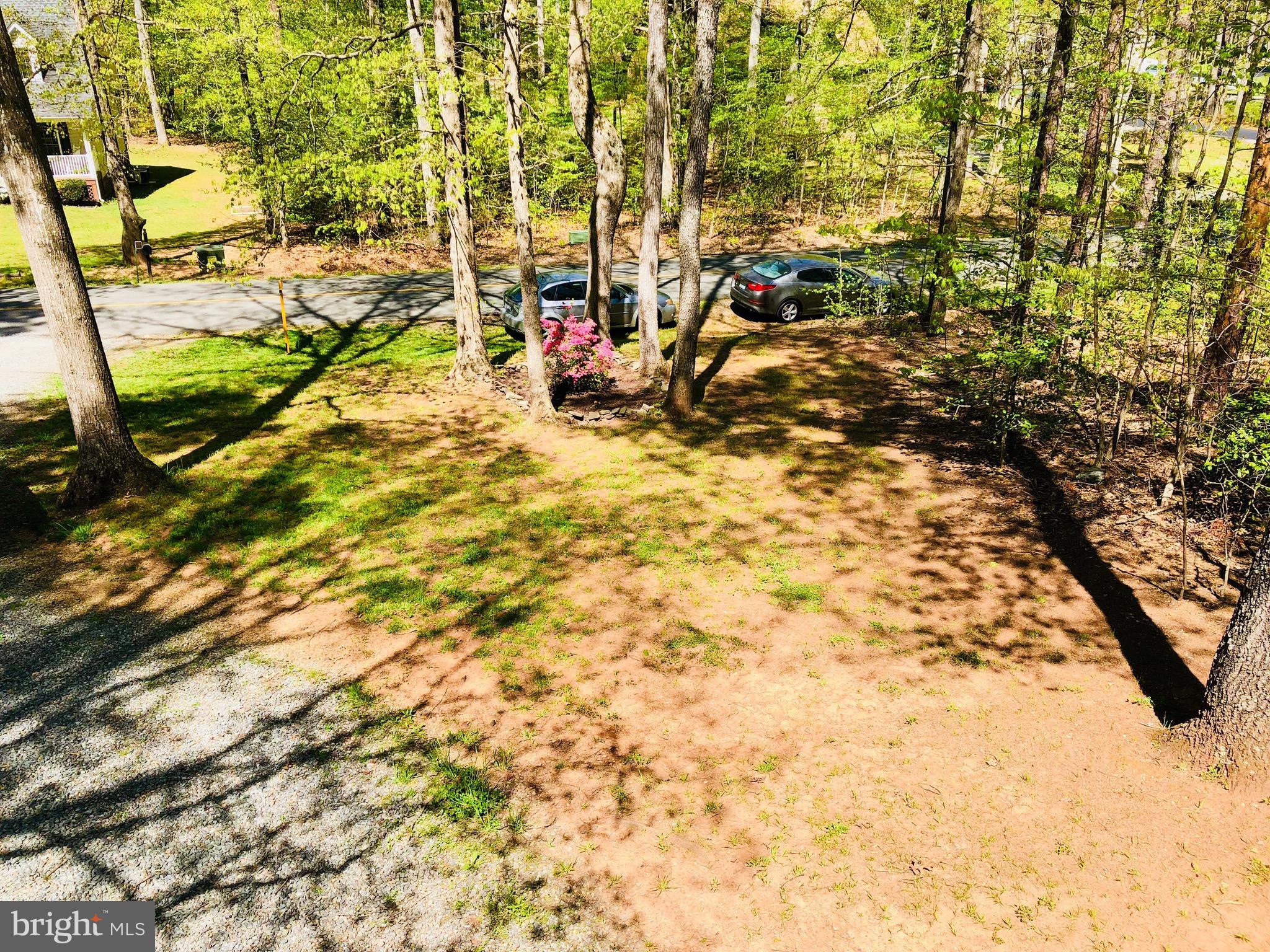 LAKE LAND - Residential