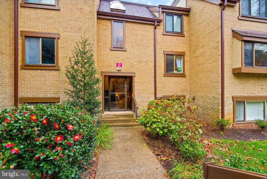 Enter this sunny 2 bedroom 2 bath condo with lots of windows for natural light, as well as many renovations/updates! 

Walk into a spacious family room next to a large balcony (deck ceiling recently painted) with big sliding glass doors overlooking open green space. The dining room is perfectly situated next to the renovated kitchen (2019) with replaced kitchen cabinets, LVP floors, granite counters, kitchen sink, stainless steel appliances (minus the refrigerator), and garbage disposal. 

The 2 bedrooms are spacious, and both bathrooms have new medicine cabinets with mirrors, new bathroom light fixtures, replaced bathroom sinks with new faucets, and new towel bars. Enjoy the convenience of a stacked washer/dryer (2018) in the unit right next to the bedrooms. Other recent updates include: New HVAC (Oct 2024), new thermostat, and newer electrical panel and outlets (2023).
 
This condo comes with 1 dedicated covered parking spot.  Condo fees also include electricity, gas, water, trash pickup from trash room, and maintenance of the grounds and buildings.  Enjoy this quiet neighborhood – as well as the amazing amenities of Reston Association! Plus, the location can’t be beat – right off the Dulles Toll Road (Route 267), near Lake Anne and Lake Fairfax, the Wiehle-Reston Metro, shops and restaurants just 2 miles away at the Reston Town Center, and close to other major routes such as Reston Parkway, Route 28, and Route 7!  Don't miss this!