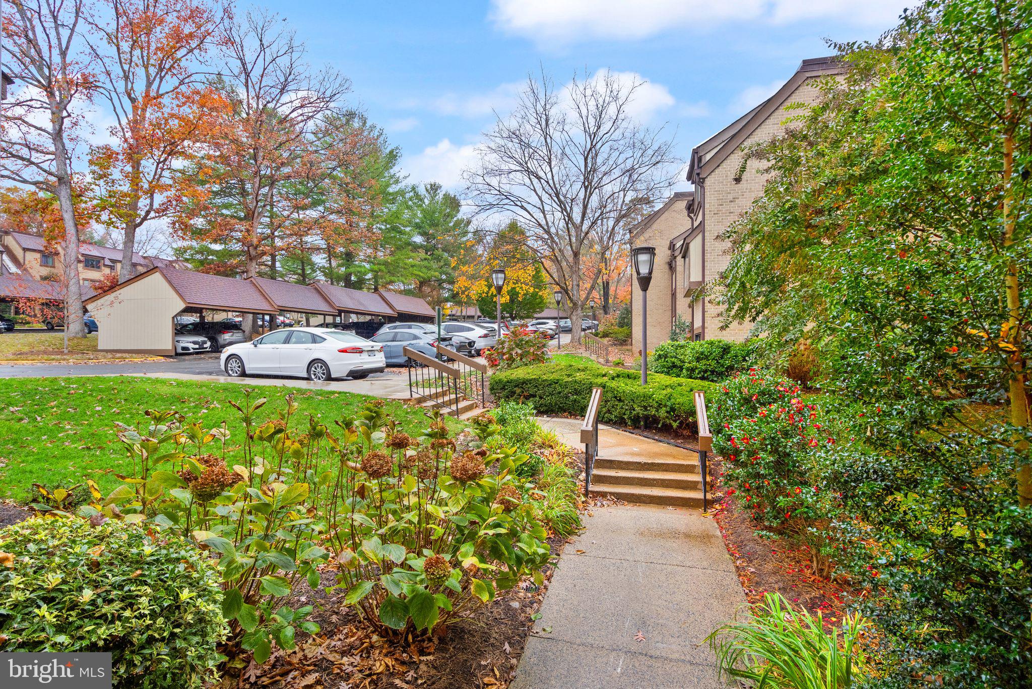 BENTANA PARK - Residential