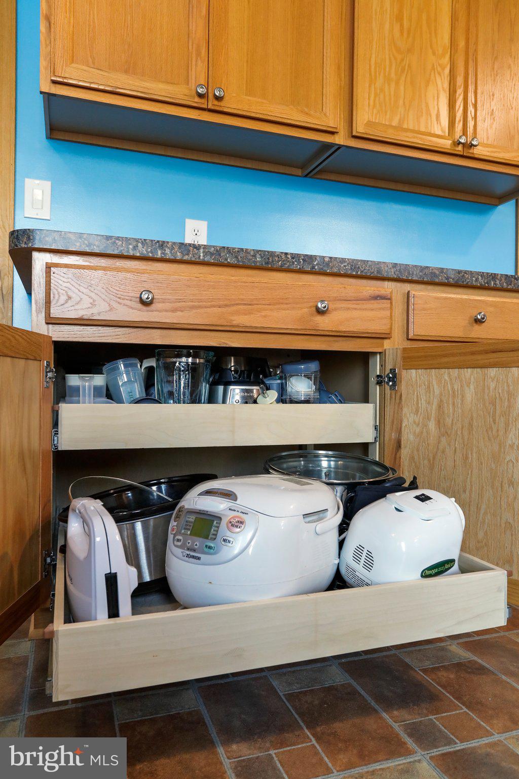 MADISON HEIGHTS - Residential