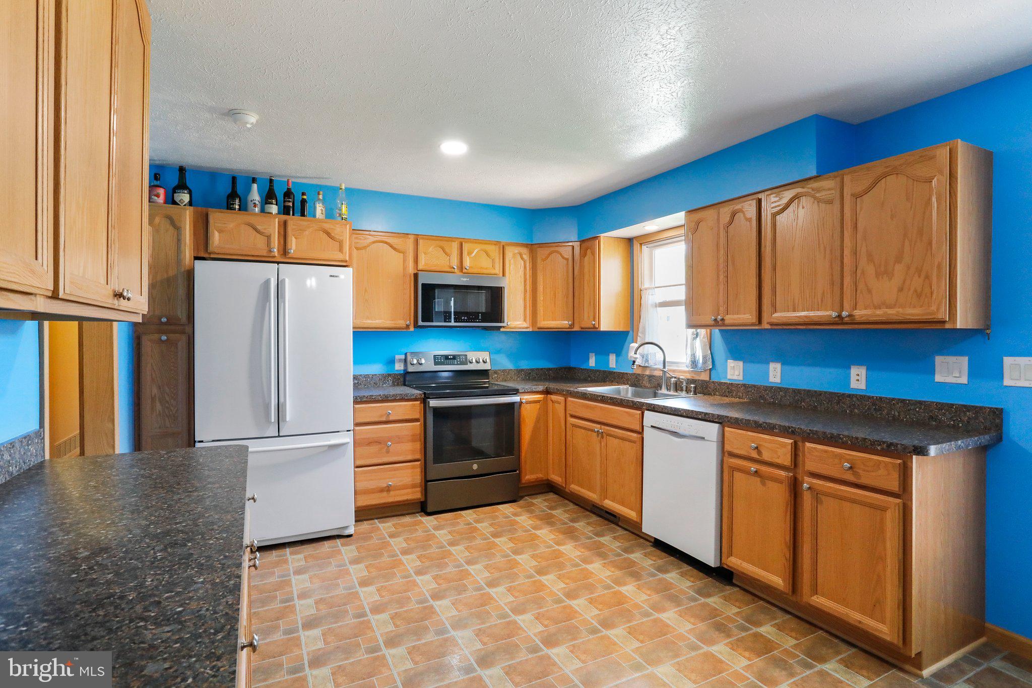 MADISON HEIGHTS - Residential