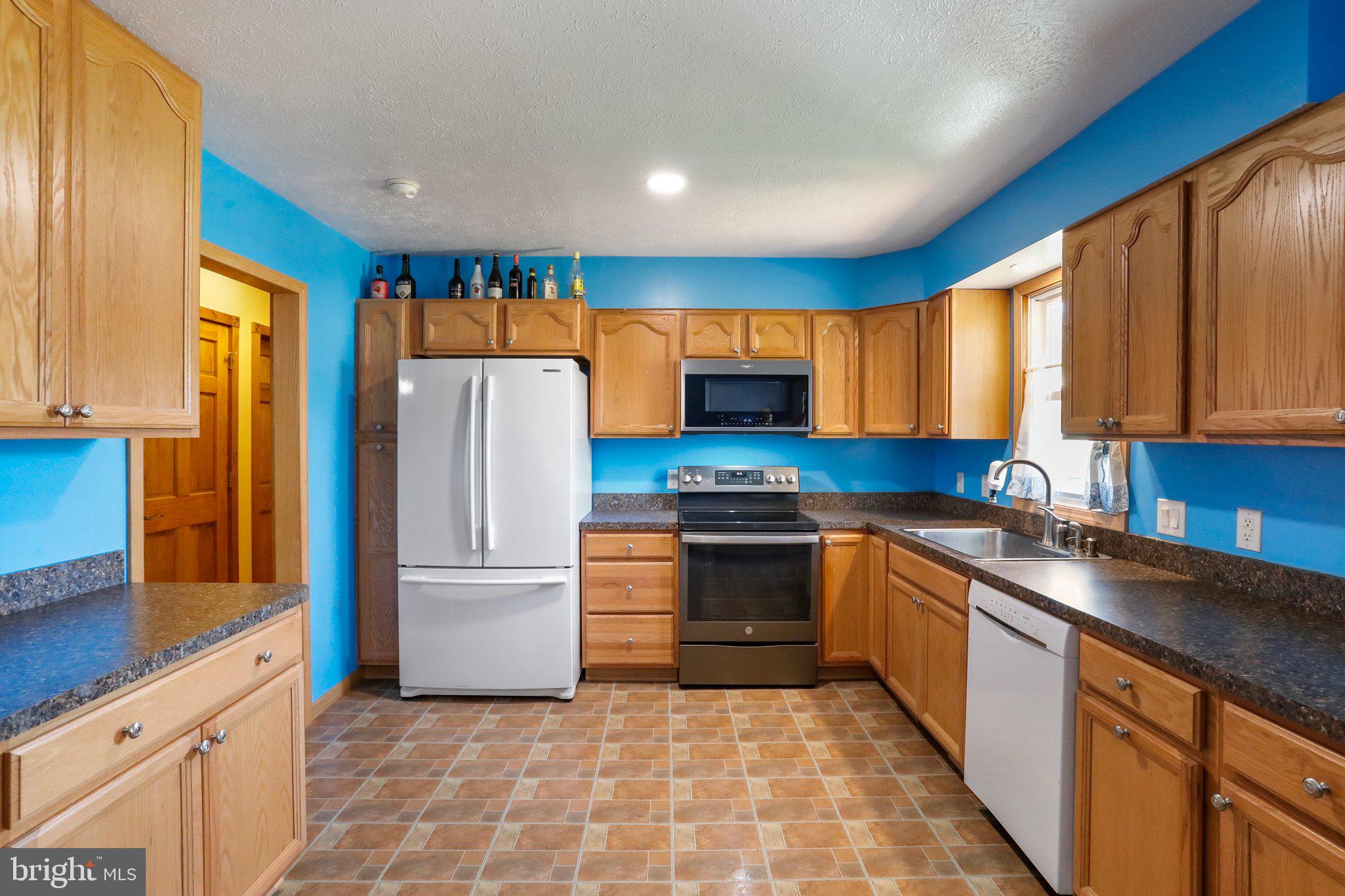 MADISON HEIGHTS - Residential