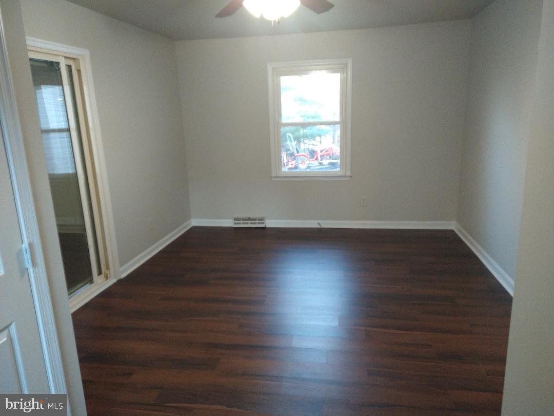 HARTWOOD VILLAGE - Residential