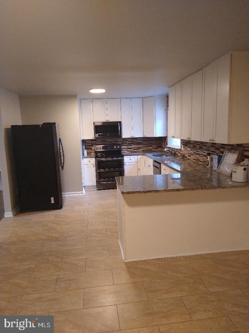 HARTWOOD VILLAGE - Residential