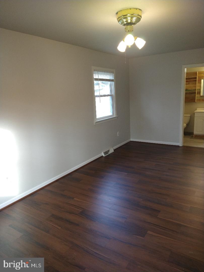 HARTWOOD VILLAGE - Residential