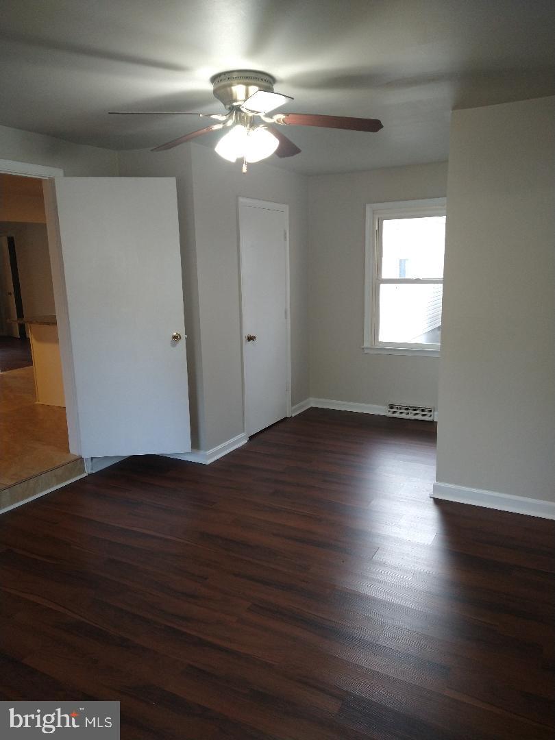 HARTWOOD VILLAGE - Residential