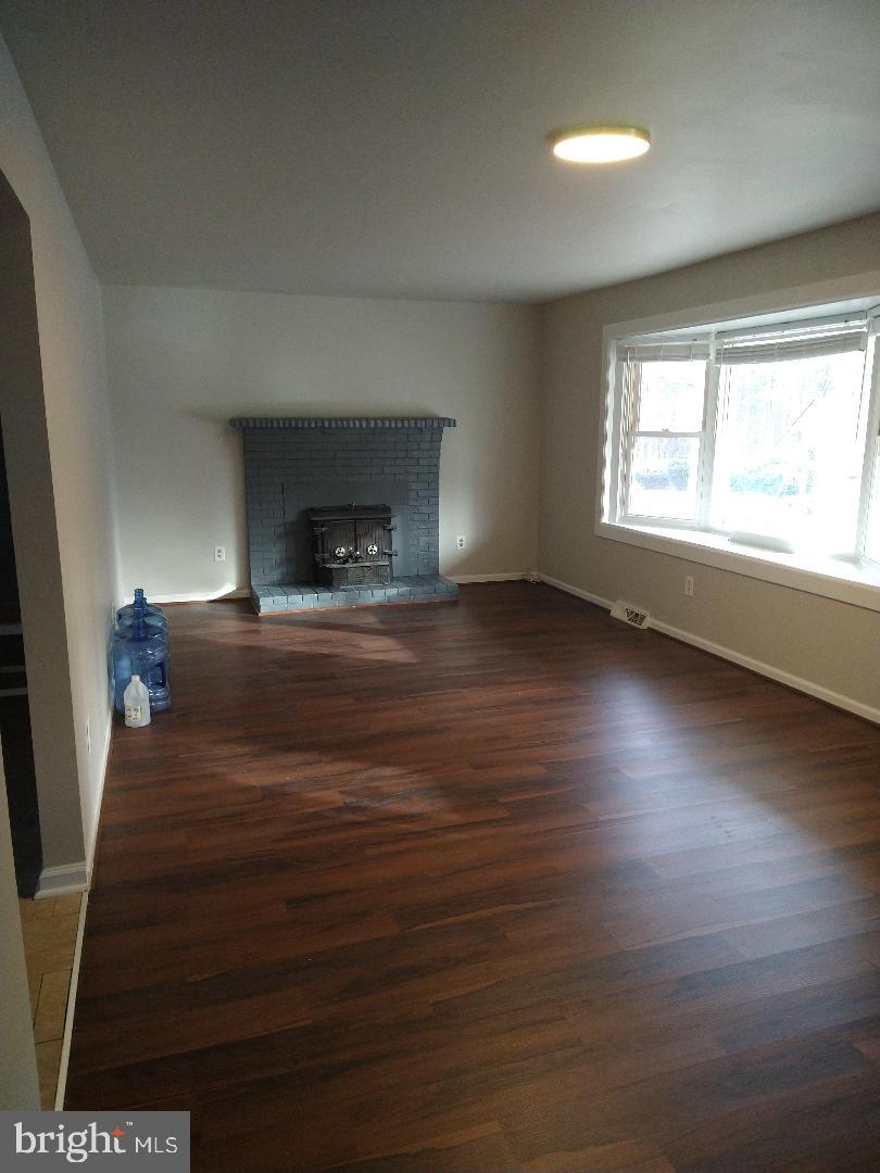 HARTWOOD VILLAGE - Residential