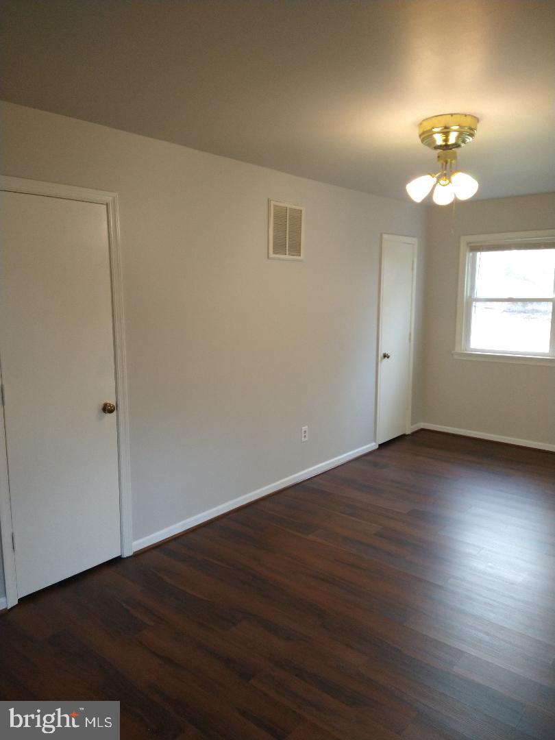 HARTWOOD VILLAGE - Residential