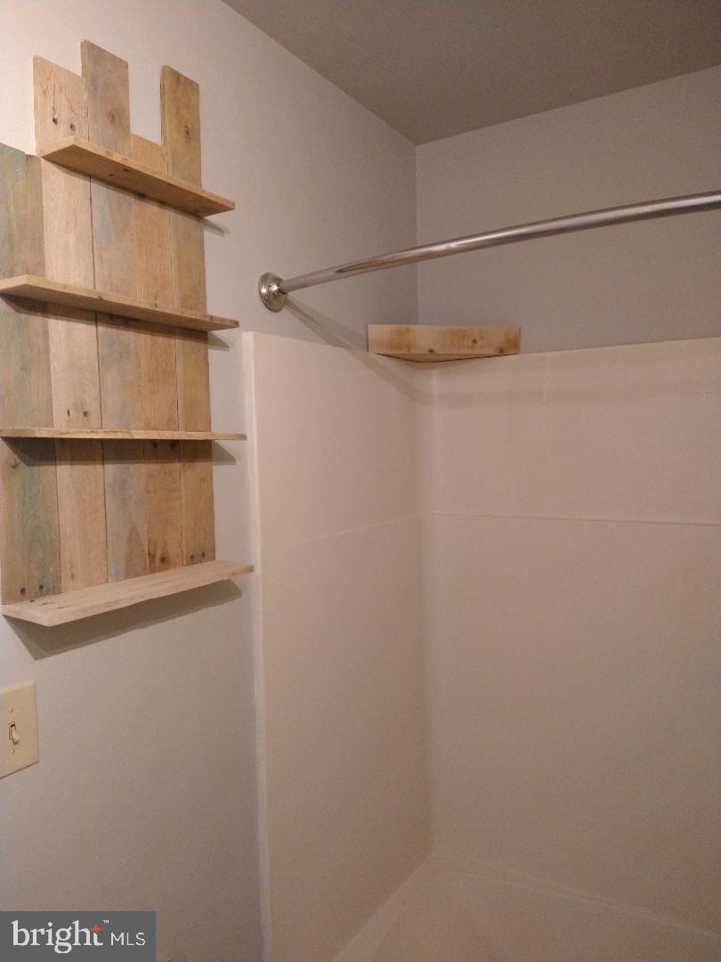 HARTWOOD VILLAGE - Residential