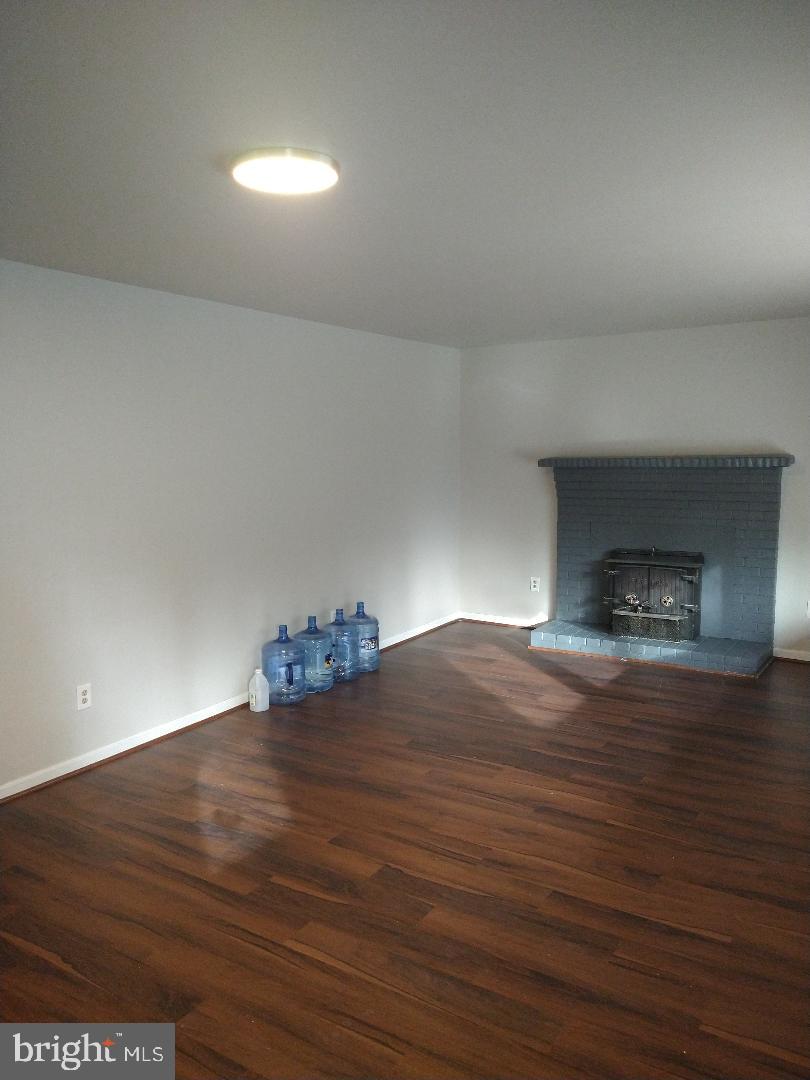 HARTWOOD VILLAGE - Residential