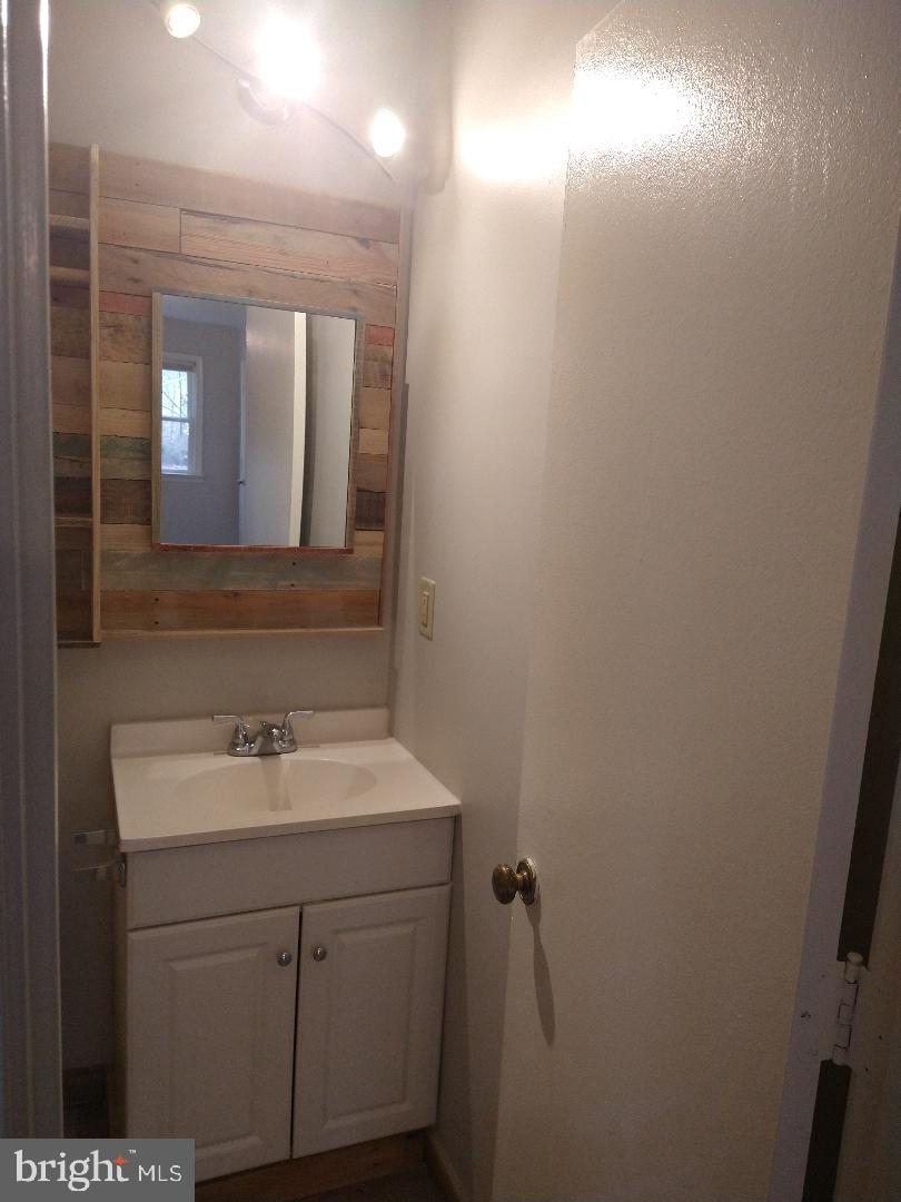 HARTWOOD VILLAGE - Residential