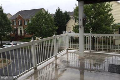 LAKELANDS - Residential Lease