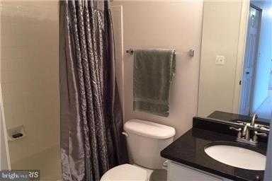 LAKELANDS - Residential Lease