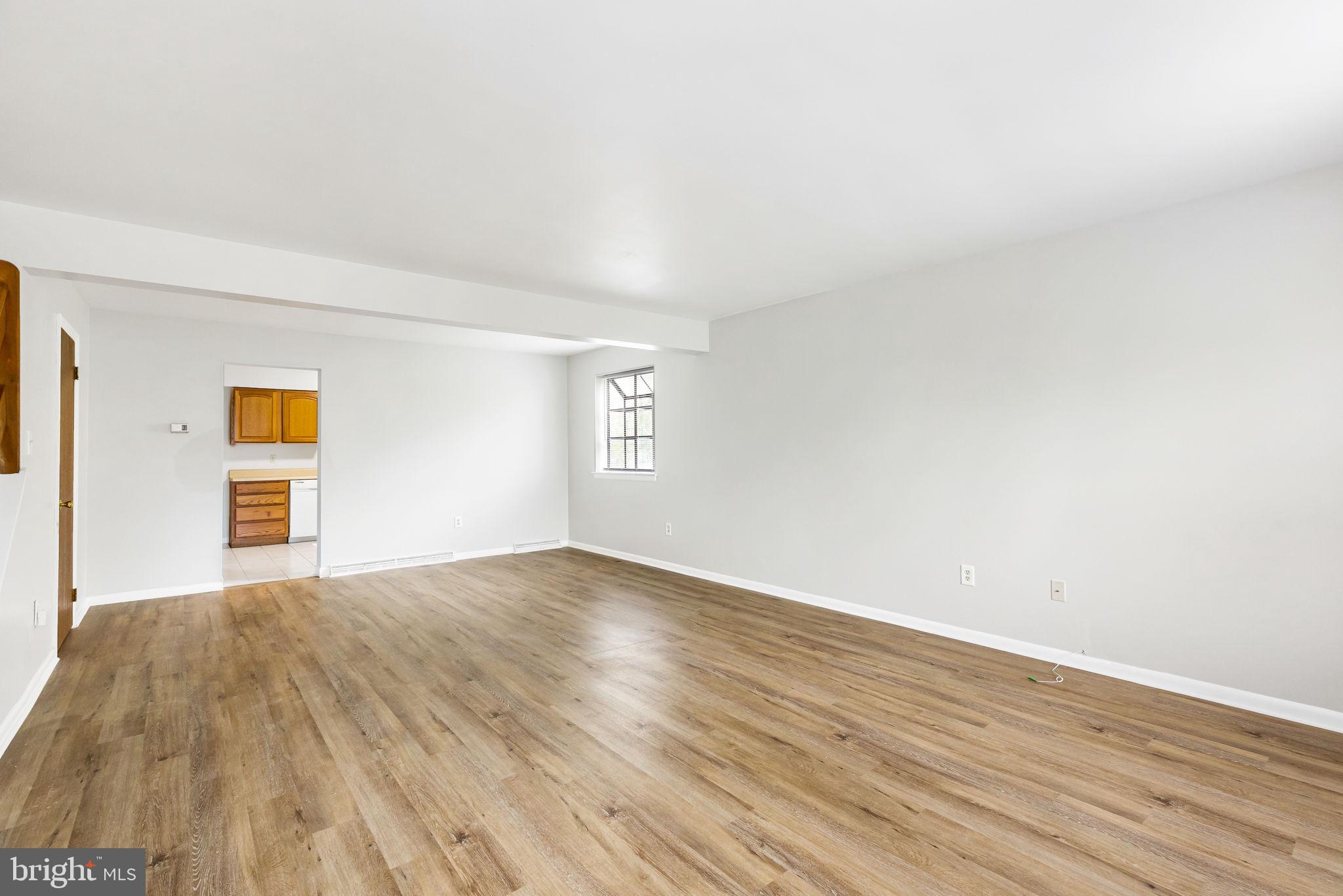 SEVEN SPRINGS - Residential Lease