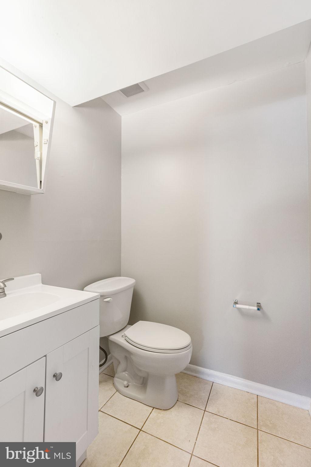 SEVEN SPRINGS - Residential Lease