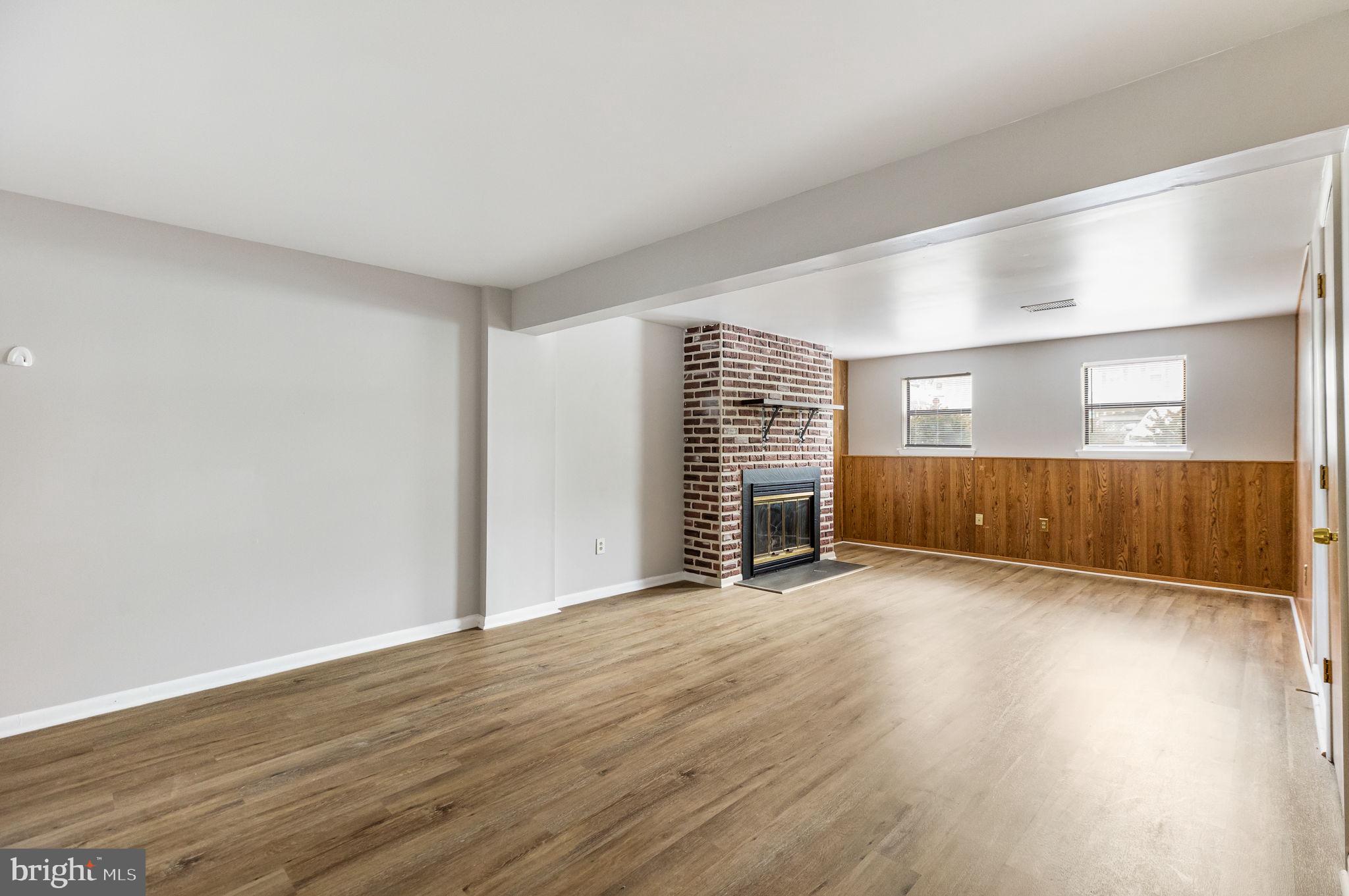 SEVEN SPRINGS - Residential Lease