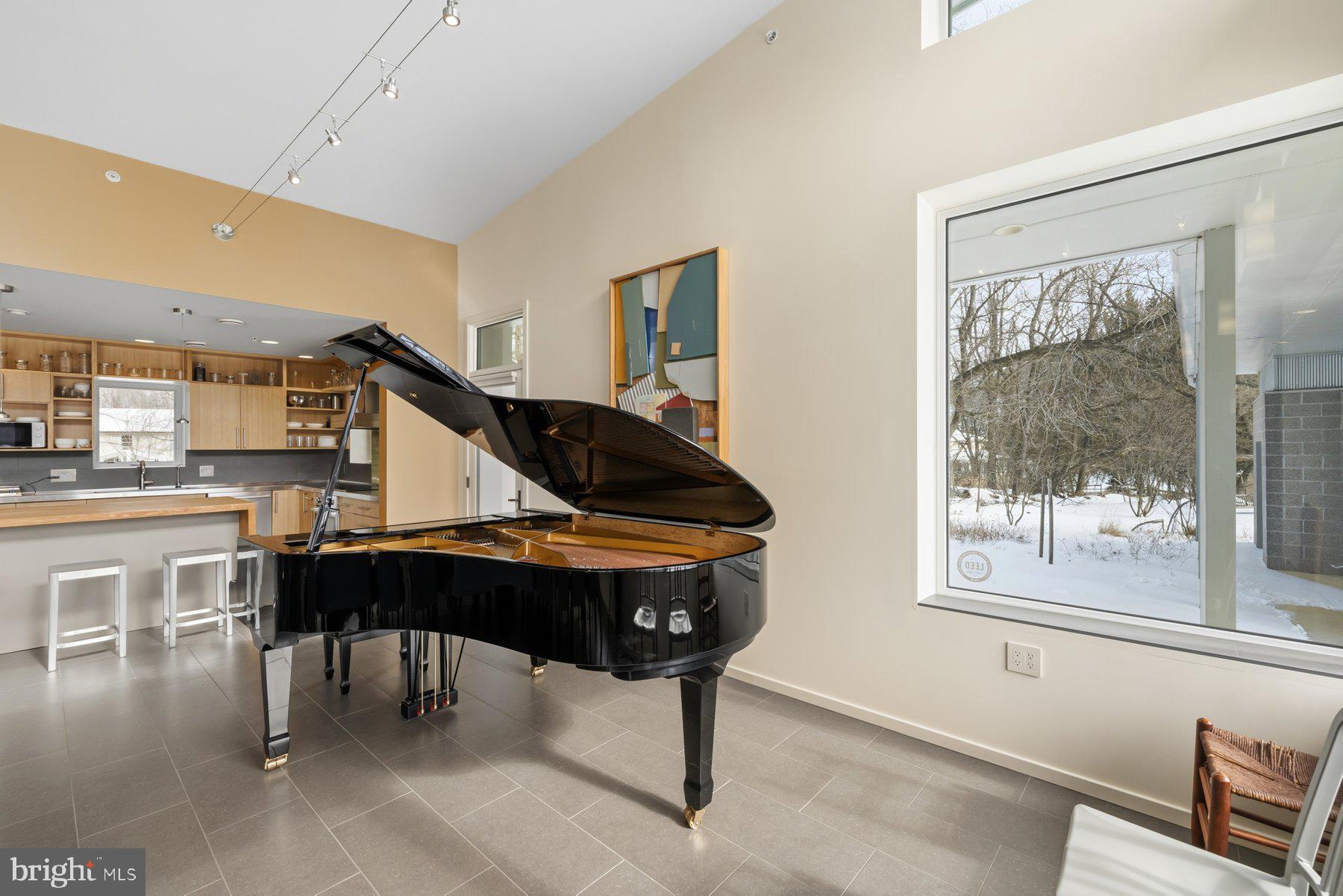 CLARKSVILLE HUNT - Residential