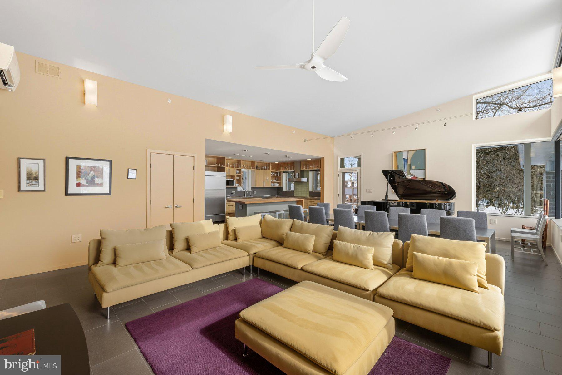 CLARKSVILLE HUNT - Residential