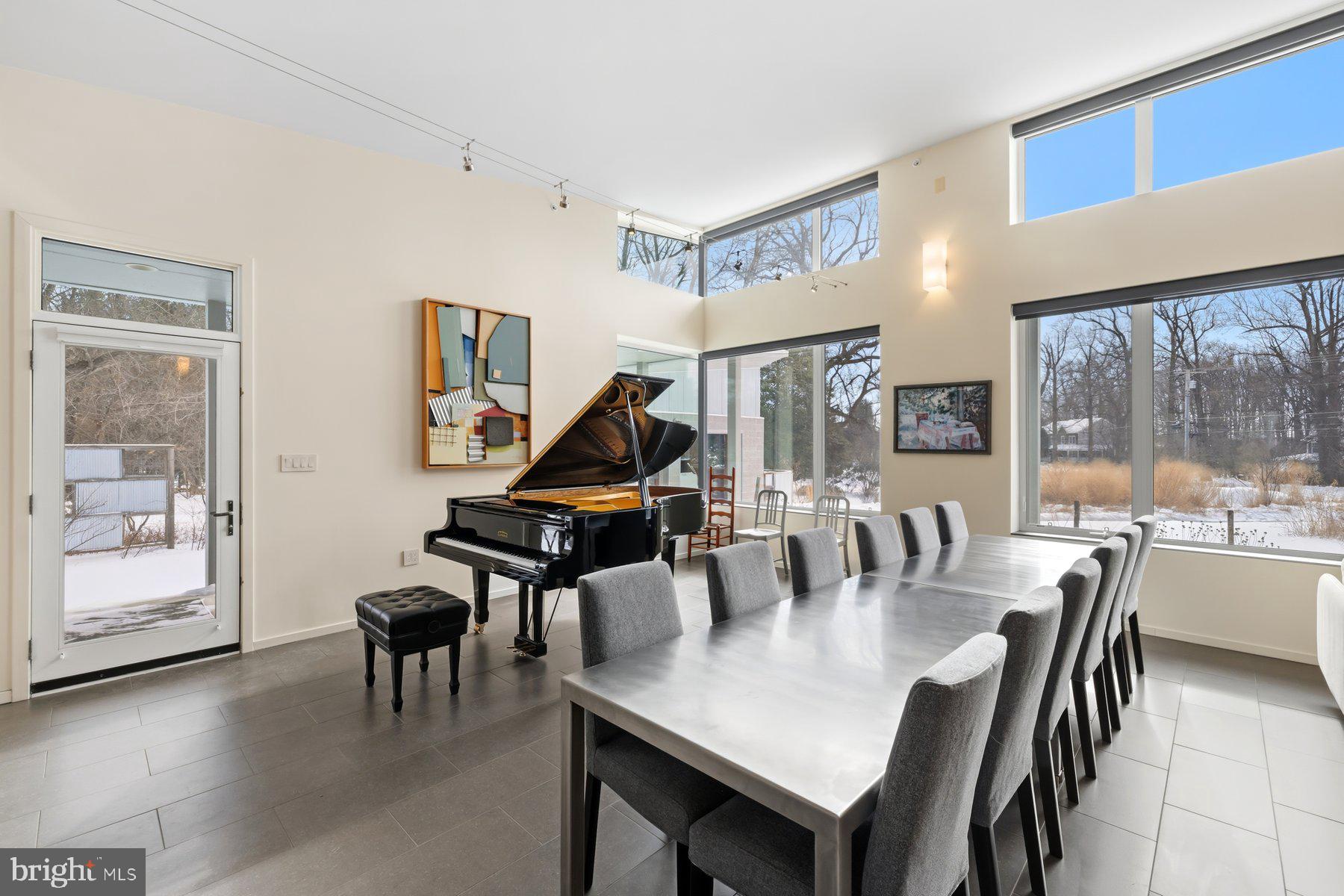 CLARKSVILLE HUNT - Residential