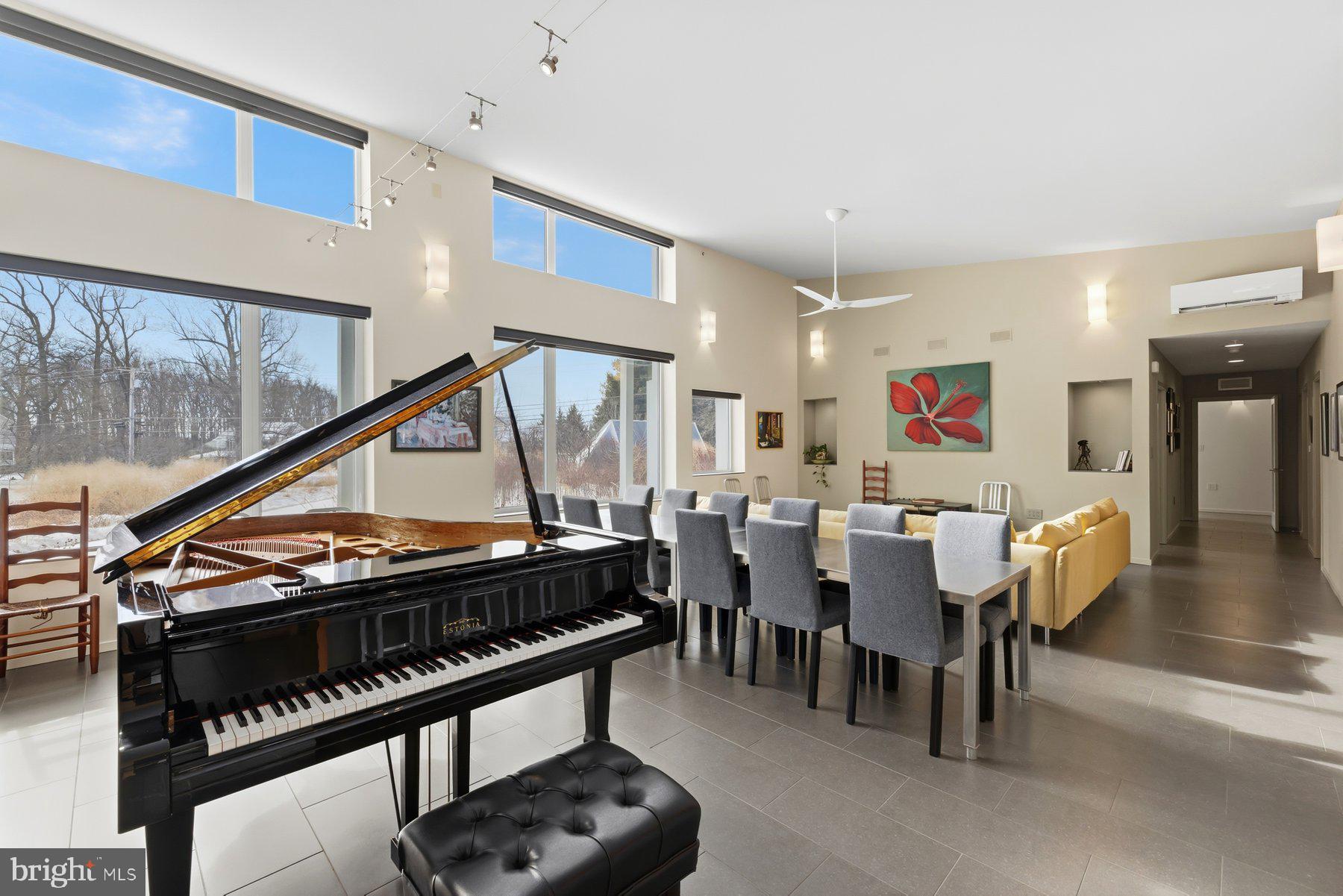 CLARKSVILLE HUNT - Residential