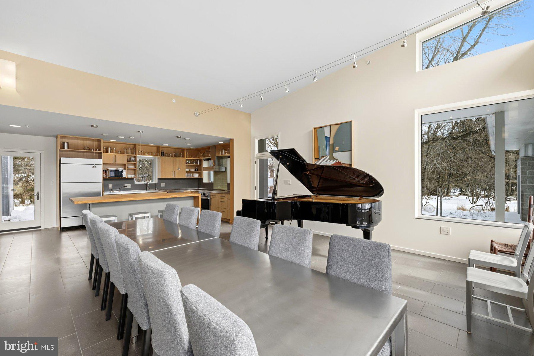 CLARKSVILLE HUNT - Residential