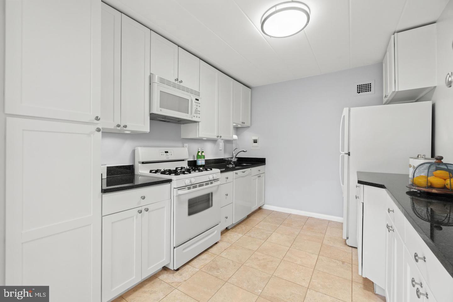 4800 CHEVY CHASE DRIVE 308