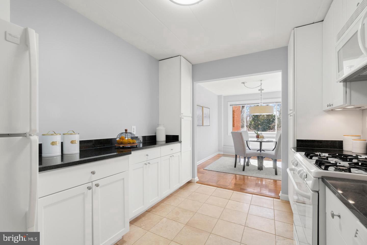 4800 CHEVY CHASE DRIVE 308