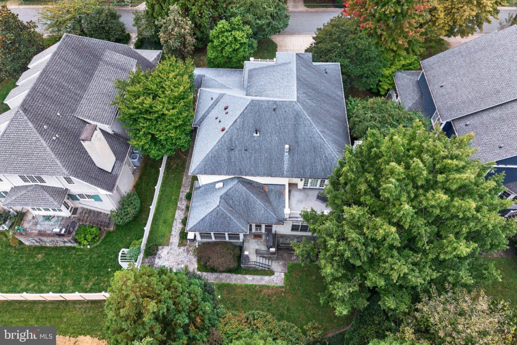 Photo of 5927 Kirby Road, BETHESDA, MD 20817 (MLS # MDMC2262146)