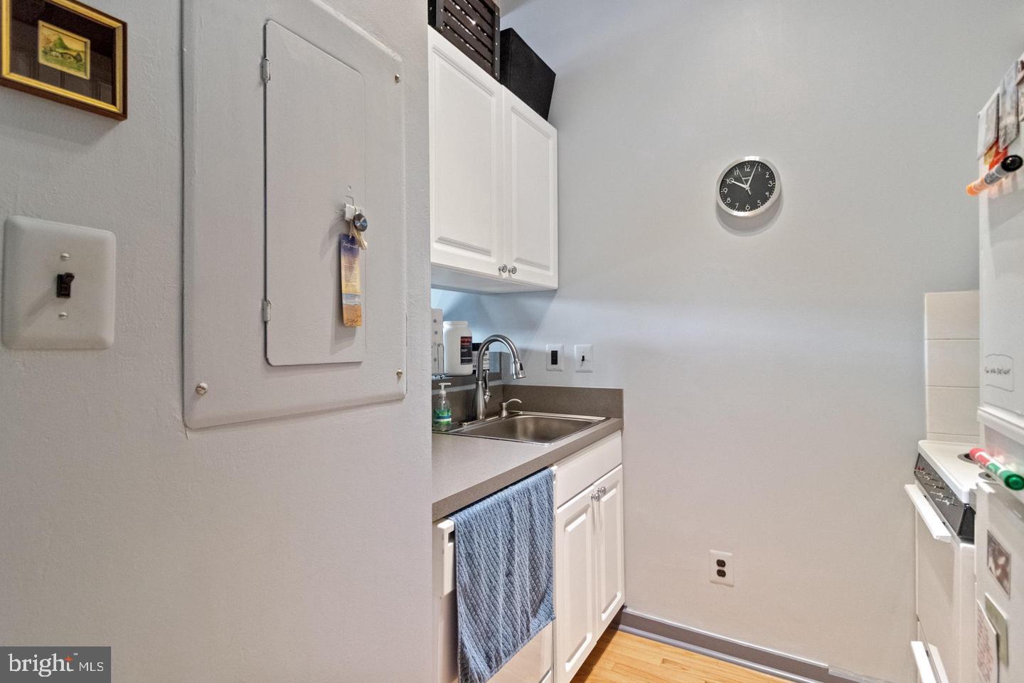 CHINATOWN - Residential Lease