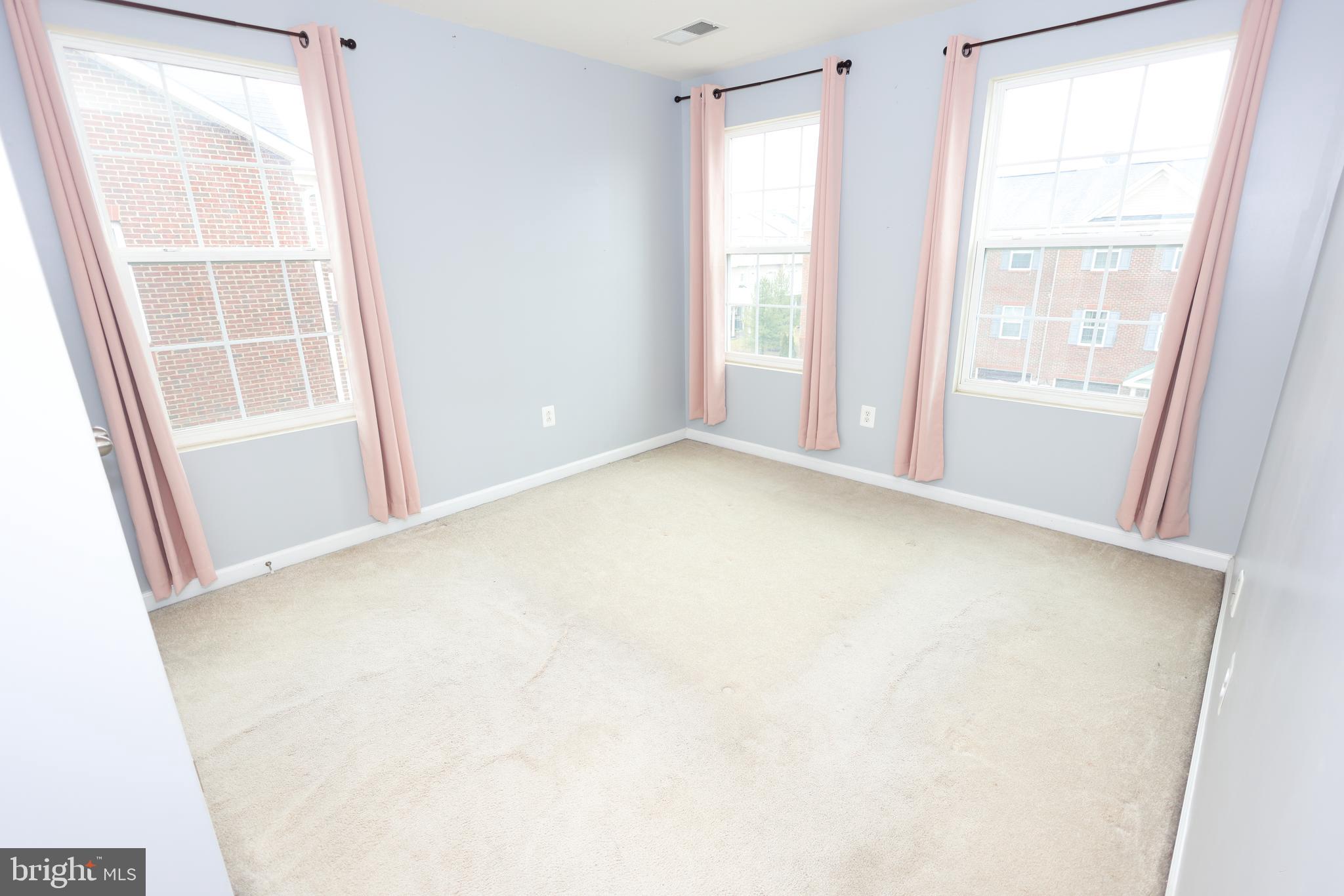 GLENEAGLES - Residential