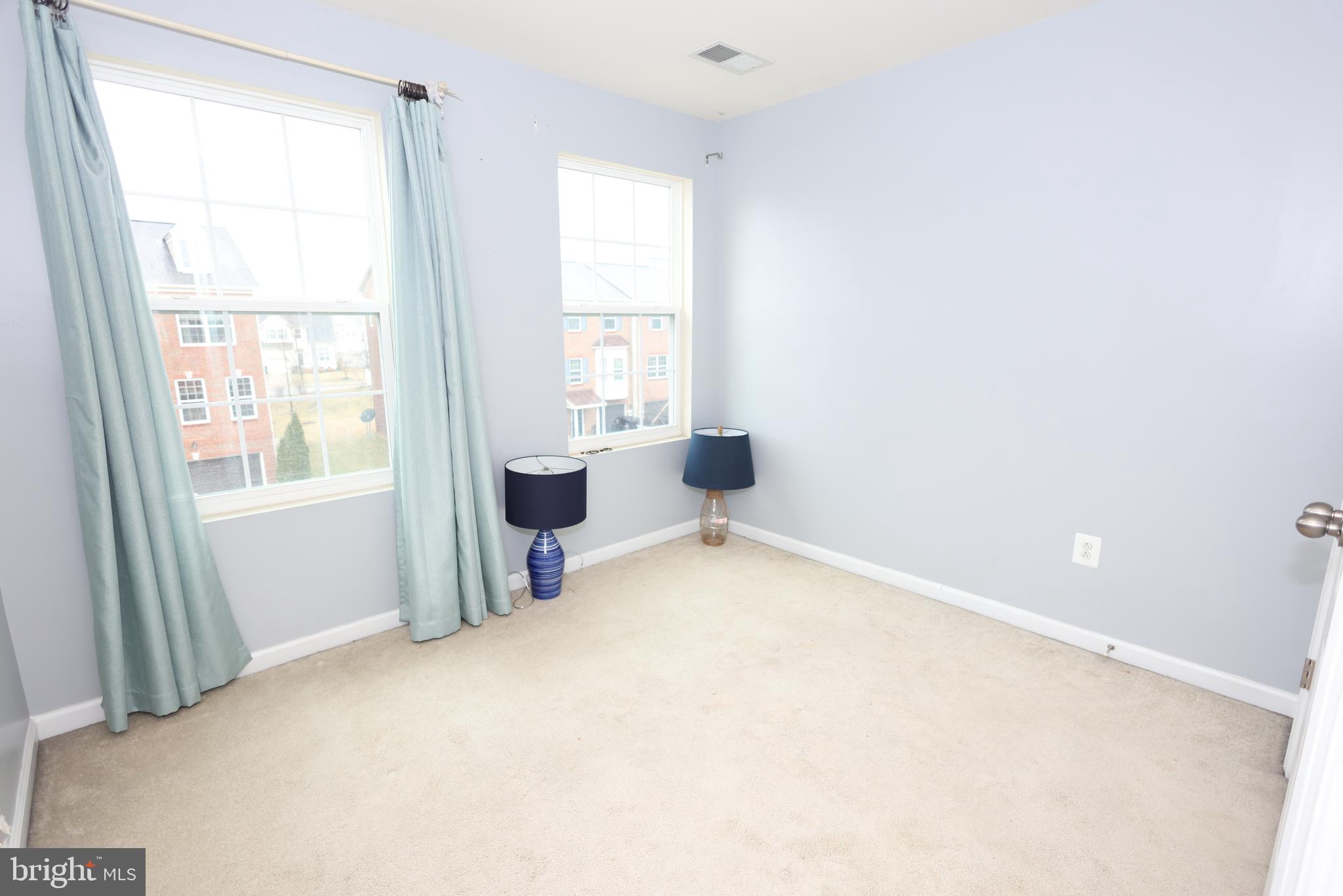 GLENEAGLES - Residential